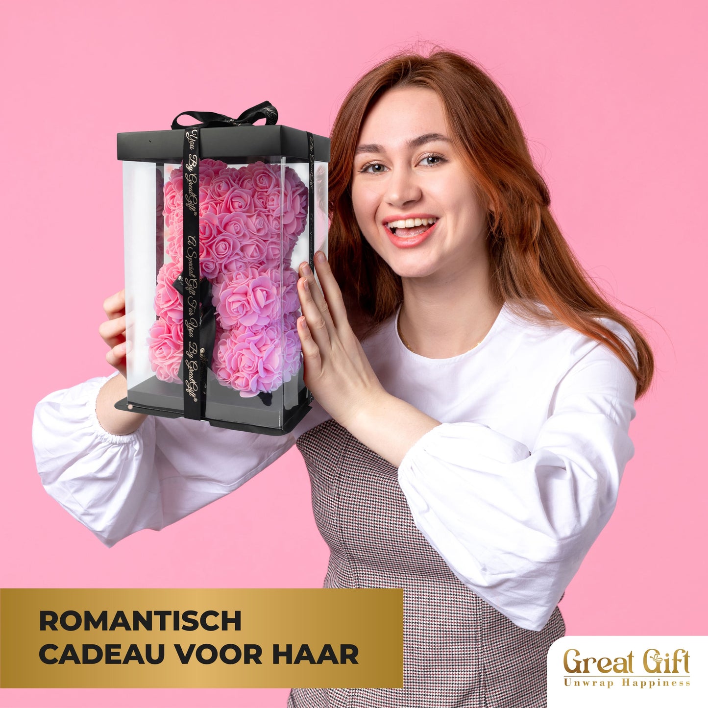 Rozenbeer Roze met rozenblaadjes